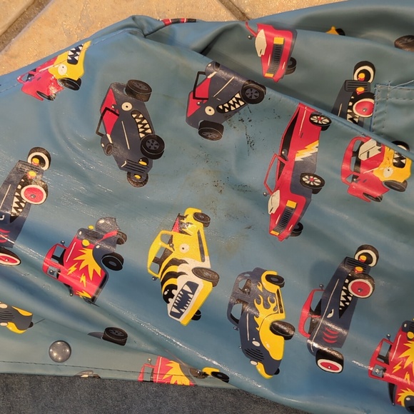 Hatley's blue trucks kids rain coat, size 8 - Picture 7 of 7